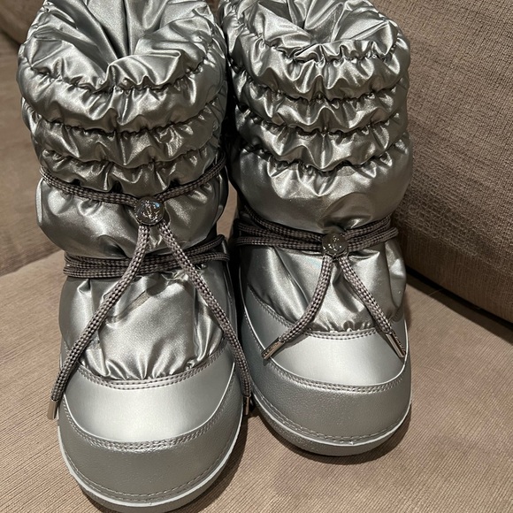 Jimmy Choo Yuzi Boots - Picture 5 of 7